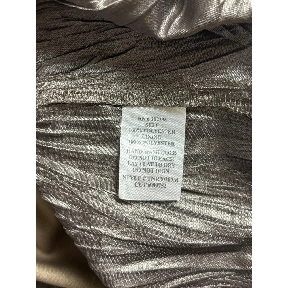 Connected Apparel Metallic Tiered Ruffle V Neck Short Sleeve Dress Size 6 Gatsby